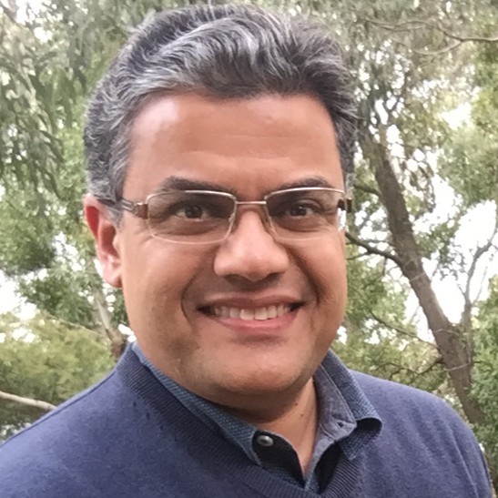 Raj Taneja 547×547